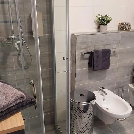 Pod Smrcinou Apartment *